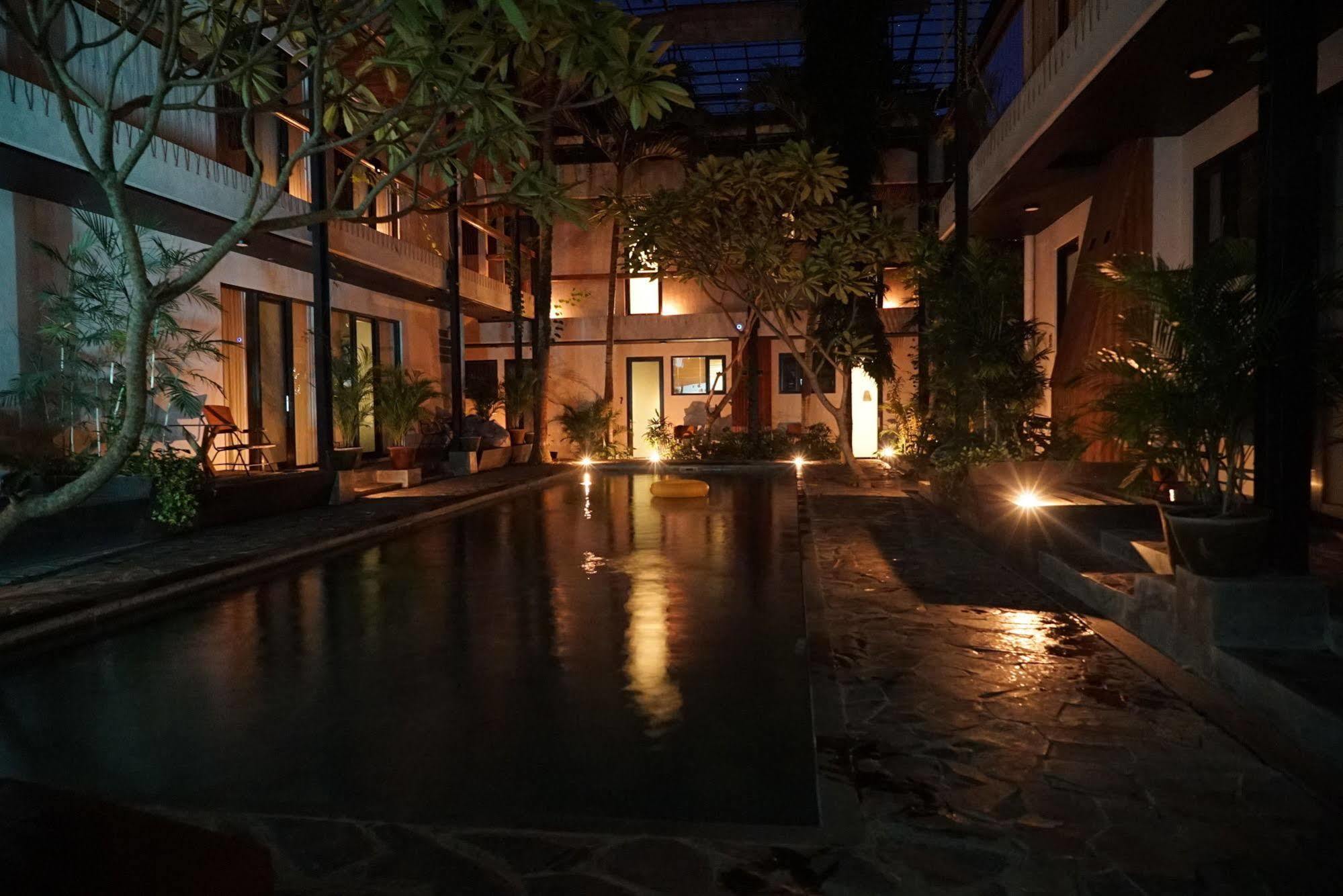 Outpost Ubud Penestanan Esterno foto